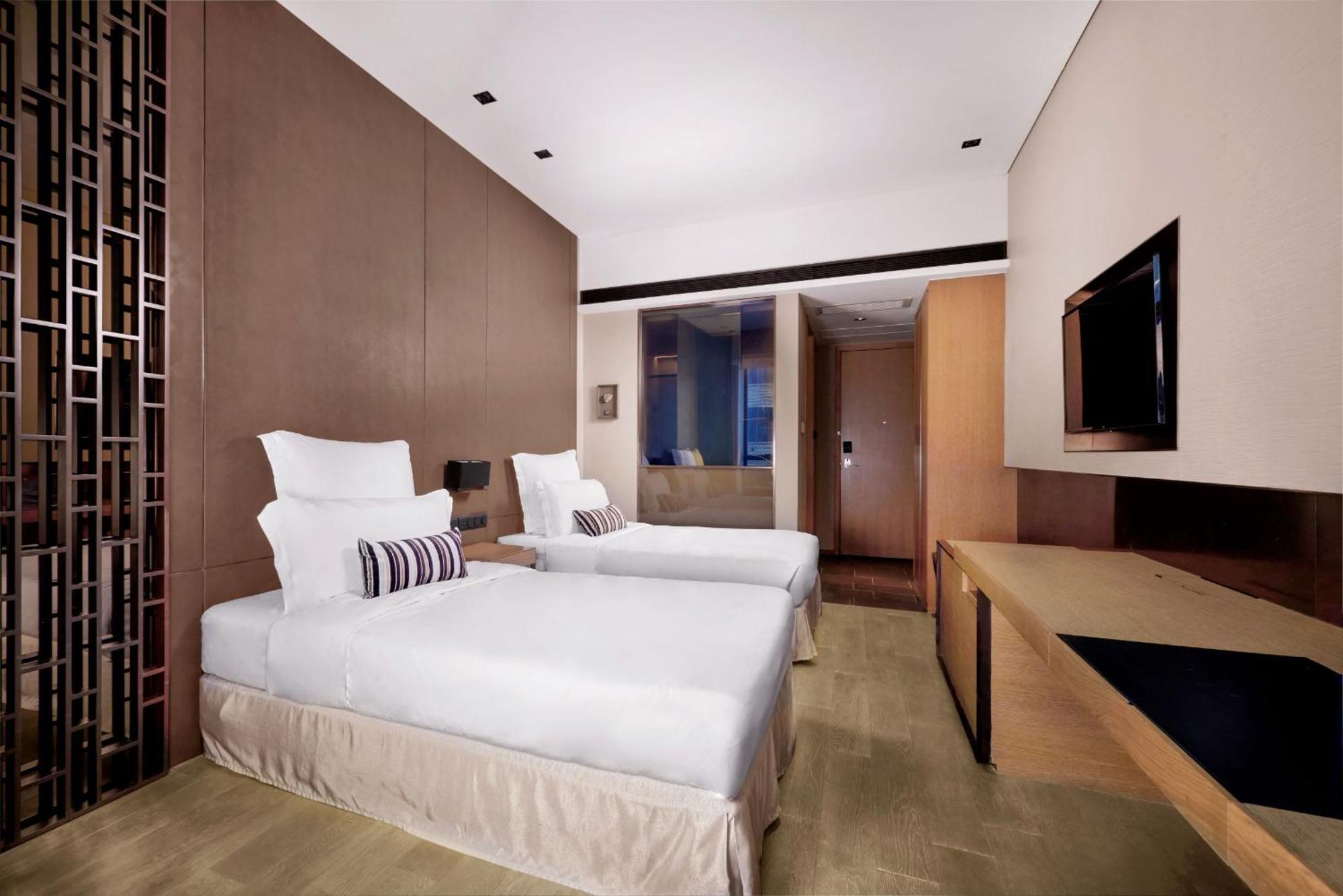 Nina Hotel Kowloon East Hong Kong Exterior photo
