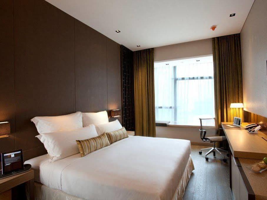Nina Hotel Kowloon East Hong Kong Exterior photo